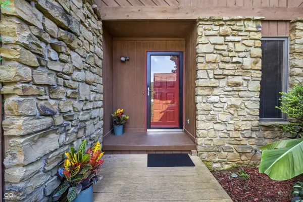 3177 Sycamore DR #5A, Columbus, IN 47203