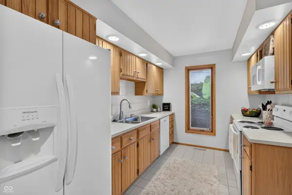 3177 Sycamore DR #5A, Columbus, IN 47203