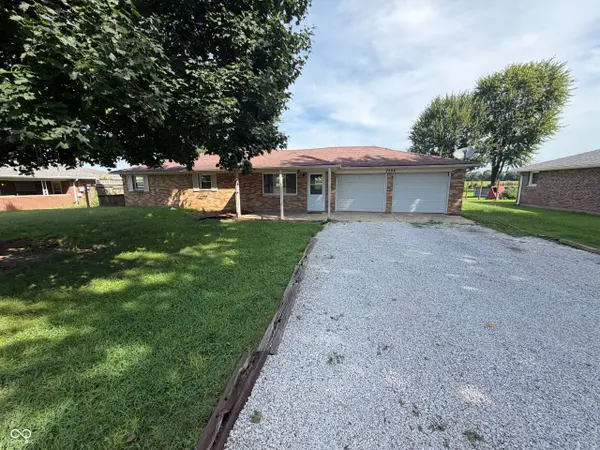 2584 E Phylbeck AVE, Terre Haute, IN 47805