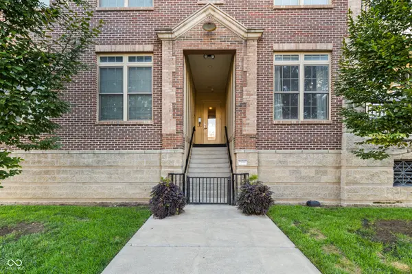 450 E Ohio ST #202, Indianapolis, IN 46204