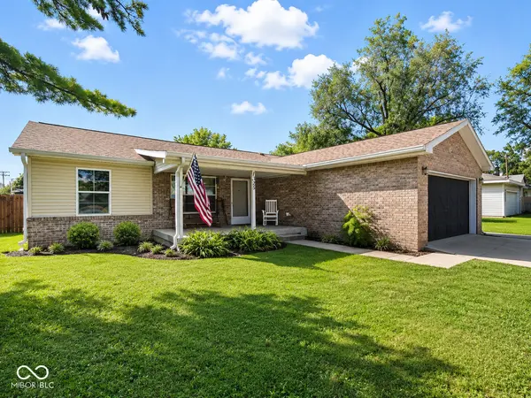 1325 S Noble ST, Shelbyville, IN 46176