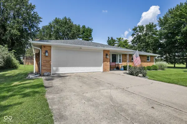 1128 E School ST, Anderson, IN 46012