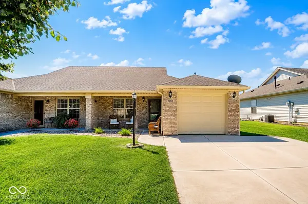 2059 Pelican DR, Franklin, IN 46131