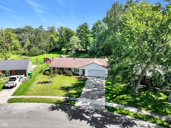 1105 Brookside LN, Plainfield, IN 46168