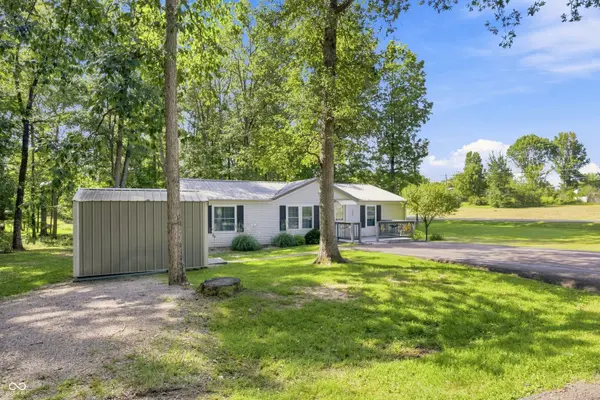 858 Balsam DR, North Vernon, IN 47265