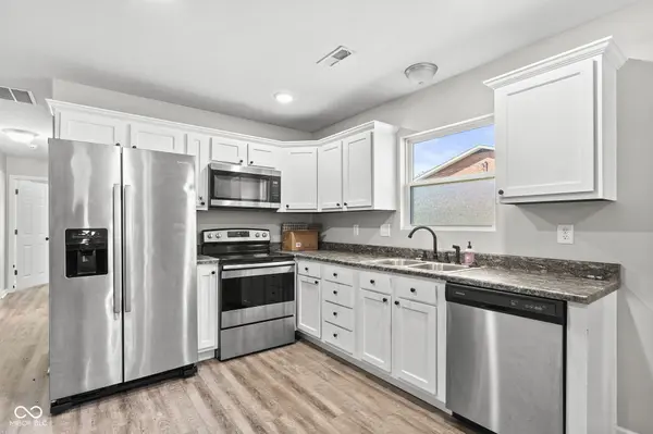 965 Wooded TRL, Scottsburg, IN 47170