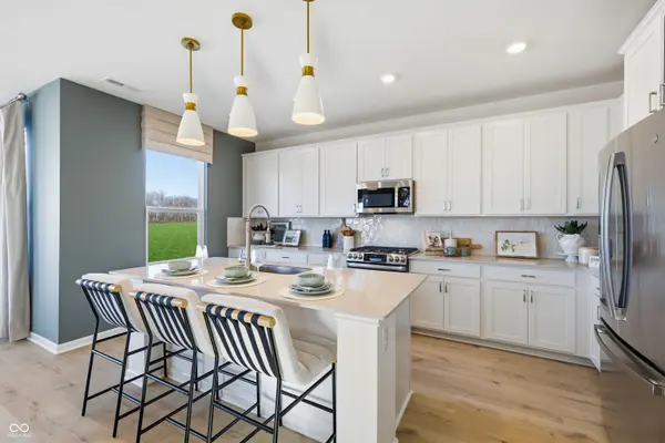244 Commodore DR, Pittsboro, IN 46167