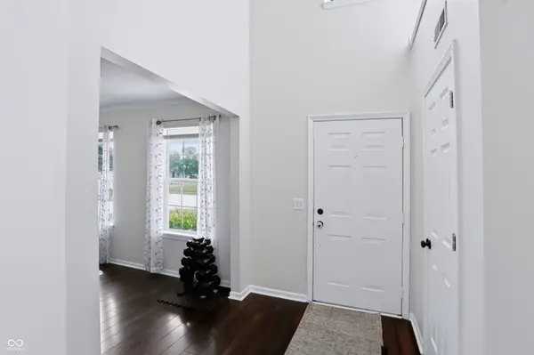 2526 Senators WAY, Indianapolis, IN 46217