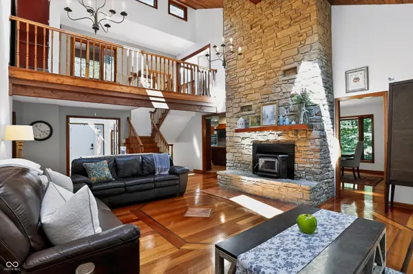 12399 N Cedarwood DR, Mooresville, IN 46158