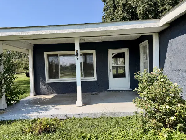 1370 E 225 S, Shelbyville, IN 46176