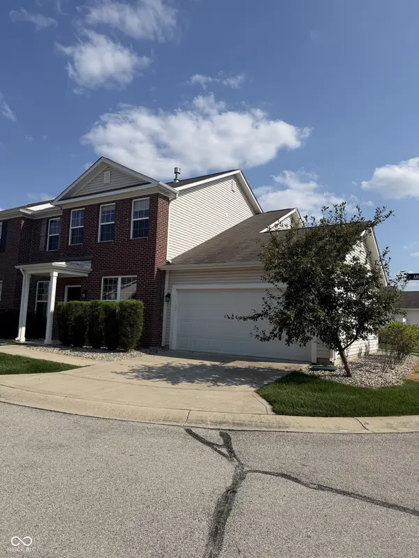 9681 Angelica DR, Noblesville, IN 46060