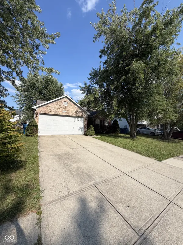 14277 Orange Blossom TRL, Fishers, IN 46038