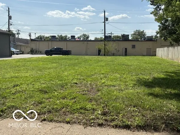 6520 Carrollton AVE, Indianapolis, IN 46220