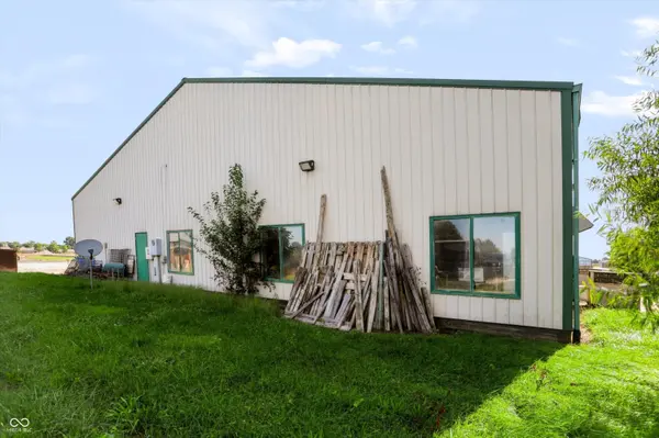 291 E Two Cent RD, Bargersville, IN 46106