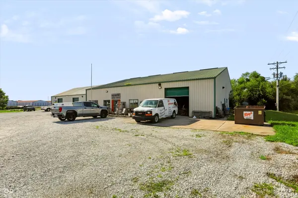291 E Two Cent RD, Bargersville, IN 46106