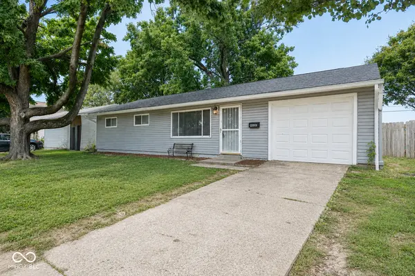 4608 Hollister DR, Indianapolis, IN 46222