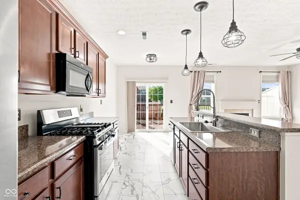 19520 Chip Shot RD, Noblesville, IN 46062
