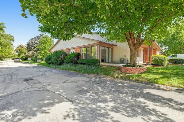 2541 N Willow WAY, Indianapolis, IN 46268