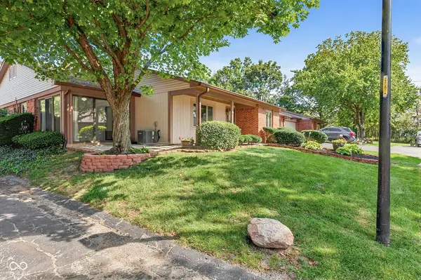 2541 N Willow WAY, Indianapolis, IN 46268