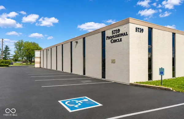 5739 Professional CIR #B, Indianapolis, IN 46241