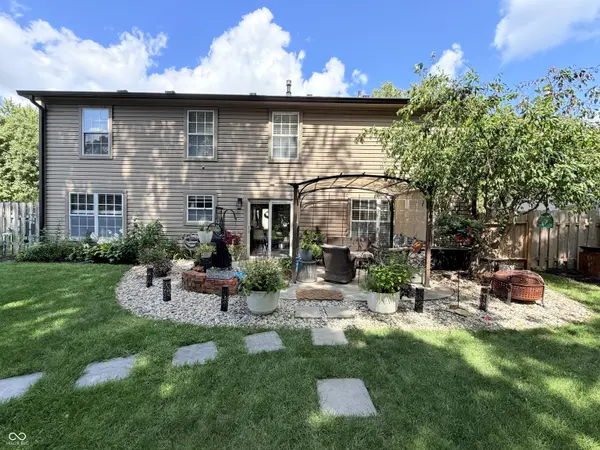 1513 Chase BLVD, Greenwood, IN 46142