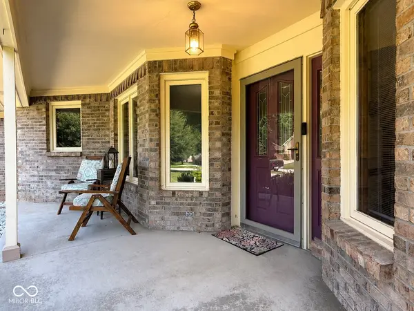 939 Silver Creek WAY, Greenwood, IN 46142