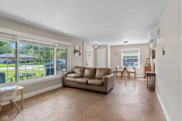 1114 Southview DR, Indianapolis, IN 46227
