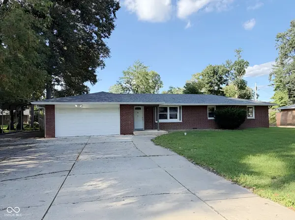208 Cottonwood DR, Anderson, IN 46012