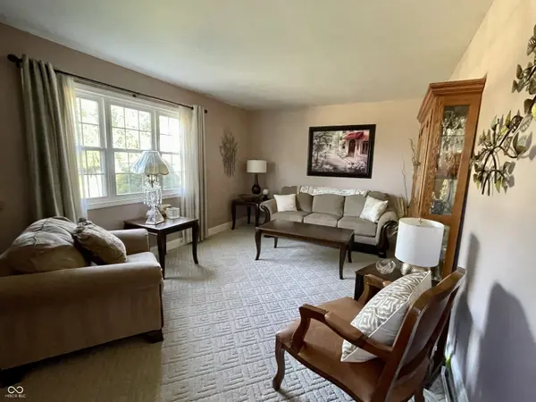 118 Granby DR, Cumberland, IN 46229