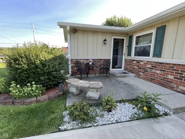 118 Granby DR, Cumberland, IN 46229