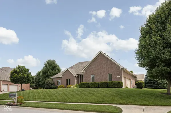 1797 Golden Field DR, Greenwood, IN 46143