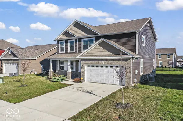 6874 Nottingham LN, Mccordsville, IN 46055
