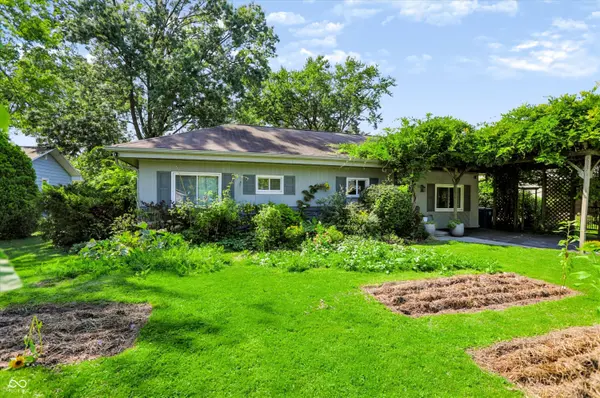 930 Pawnee RD, Carmel, IN 46032