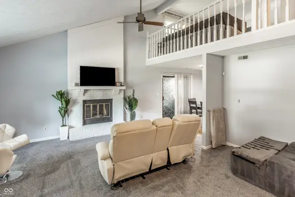 7547 Farm View CIR E, Indianapolis, IN 46256