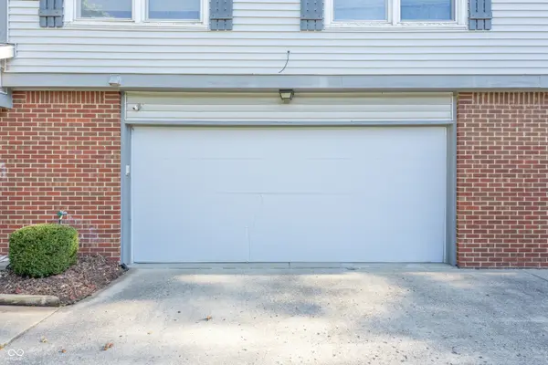 7547 Farm View CIR E, Indianapolis, IN 46256