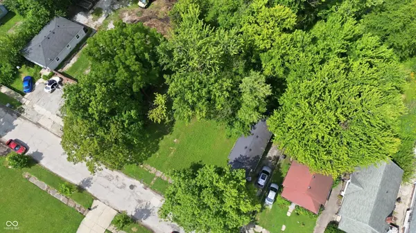 2940 N Chester AVE, Indianapolis, IN 46218