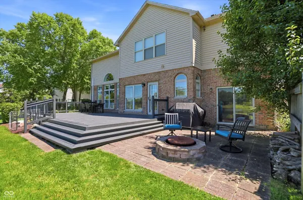8346 Thorn Bend DR, Indianapolis, IN 46278
