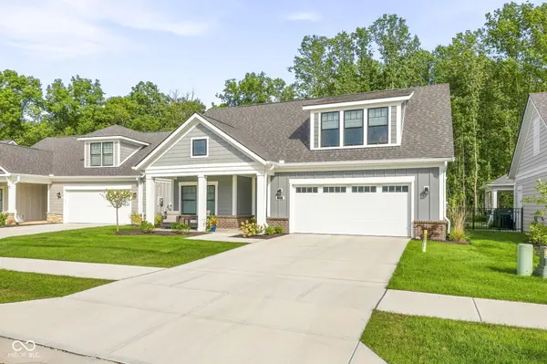 6891 Acadia LN, Zionsville, IN 46077