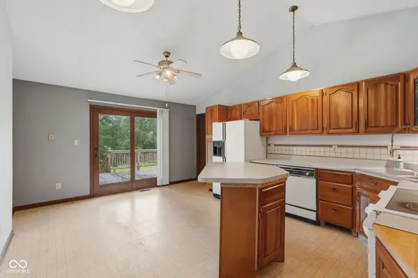 12774 N Oakhaven DR, Camby, IN 46113