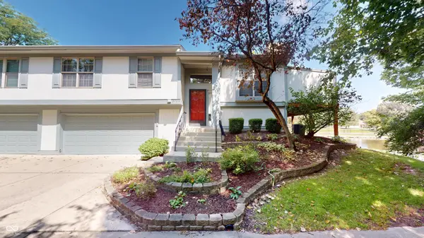 2739 Lakeshire LN #14C, Indianapolis, IN 46268