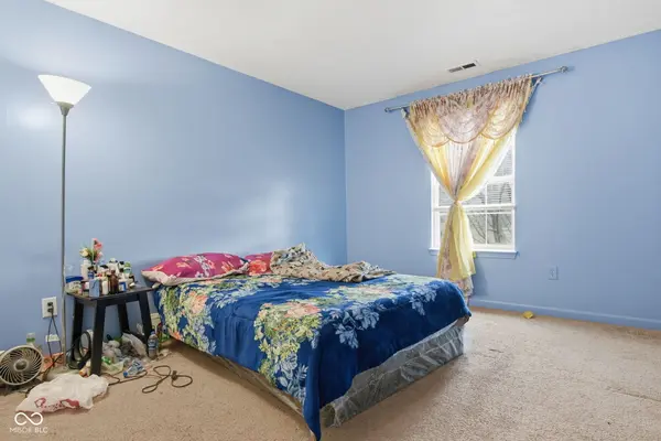 7746 Mountain Stream WAY, Indianapolis, IN 46239