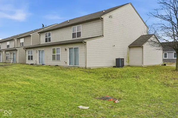 7746 Mountain Stream WAY, Indianapolis, IN 46239