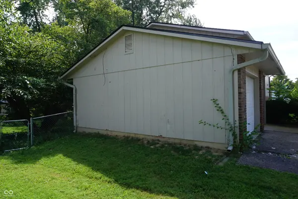 4635 W Sunset AVE, Bloomington, IN 47403