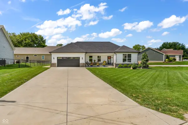 214 Patriots Landing, Fillmore, IN 46128