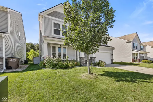 2361 Creek Bank DR, Columbus, IN 47201