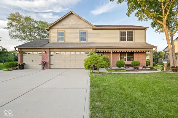 715 Shoreline CT, Franklin, IN 46131
