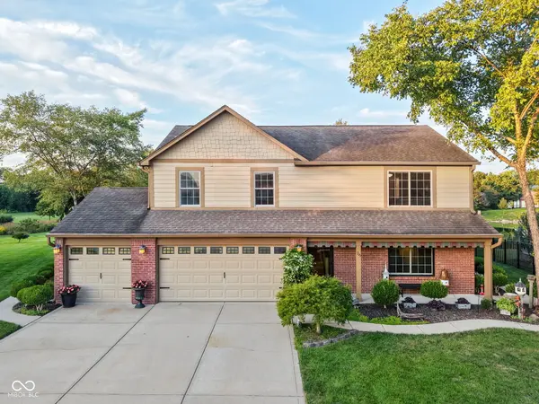 715 Shoreline CT, Franklin, IN 46131