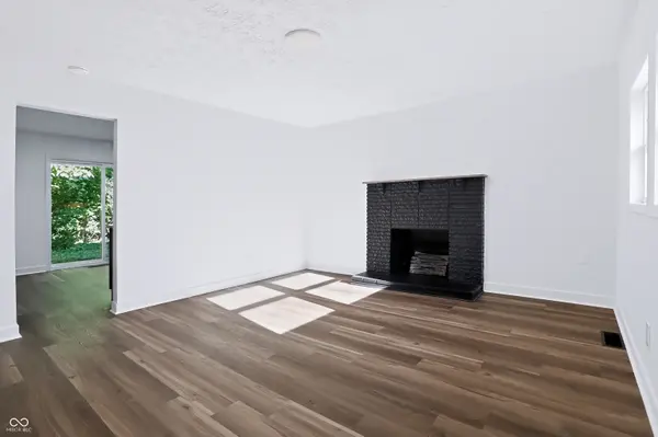 6702 E Pleasant Run Pkwy, Indianapolis, IN 46219