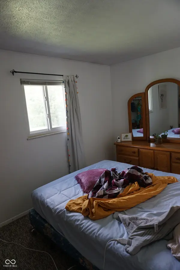 703 S Park Square DR, Bloomington, IN 47403
