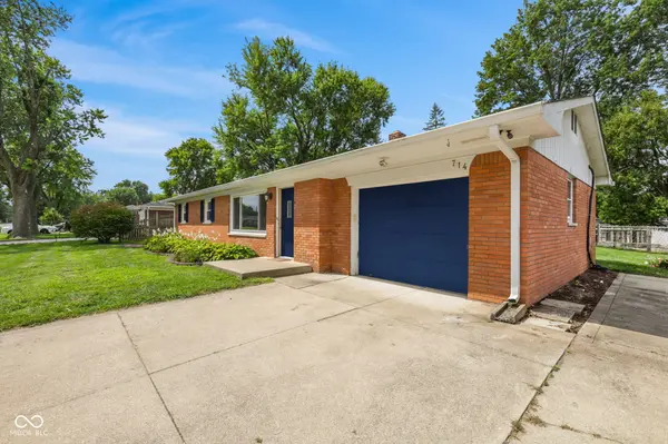 714 Howard DR, Greenwood, IN 46142
